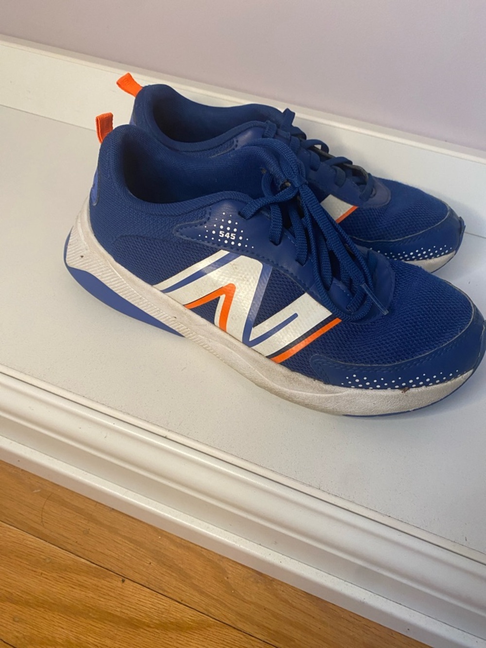 New Balance Blue Kids Sneakers with Orange and White Details - Picture 2 of 12